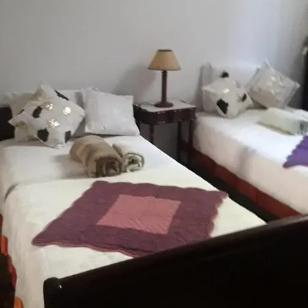 Séjour chez l'habitant Lousa *